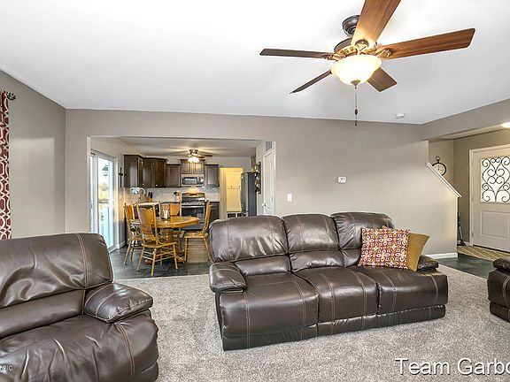 5th image of 803 Wild Flower Ct