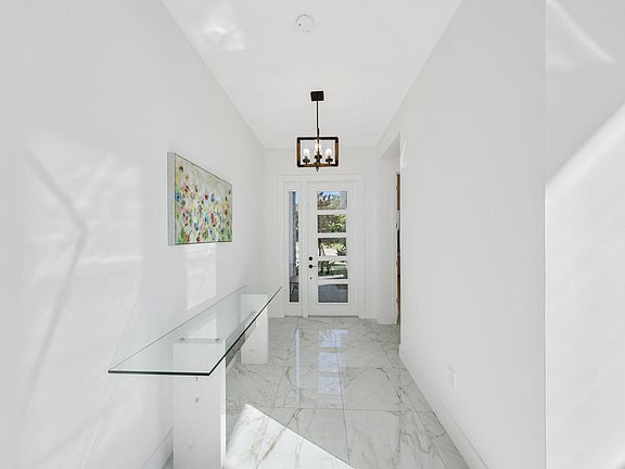 5th image of 8116 Laurel Falls Drive