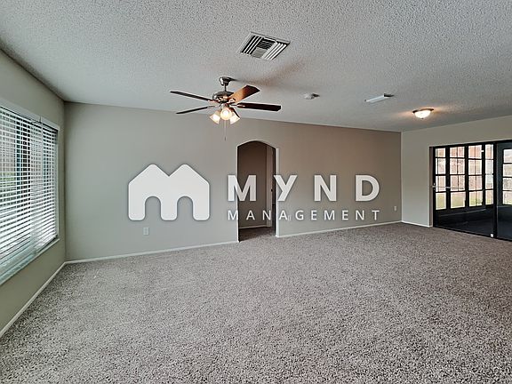 4th image of 1138 Jambalana Dr