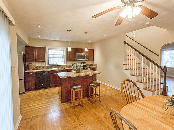 4th image of 961 Norview Ave