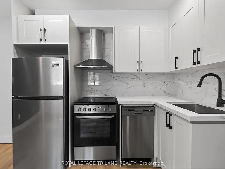 1015 Eagle Dr #7 — Photo 2