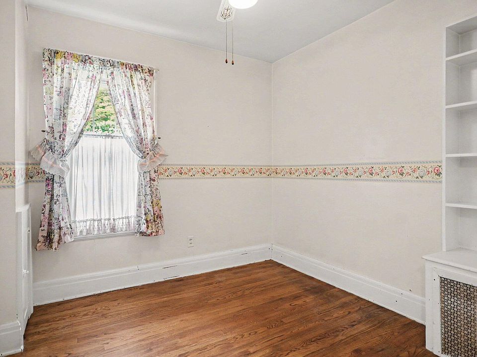 115 Eastman St, photo 17