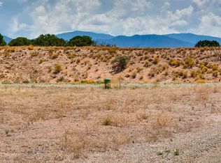 32 Blue Feather Rd, Santa Fe, NM 87508
