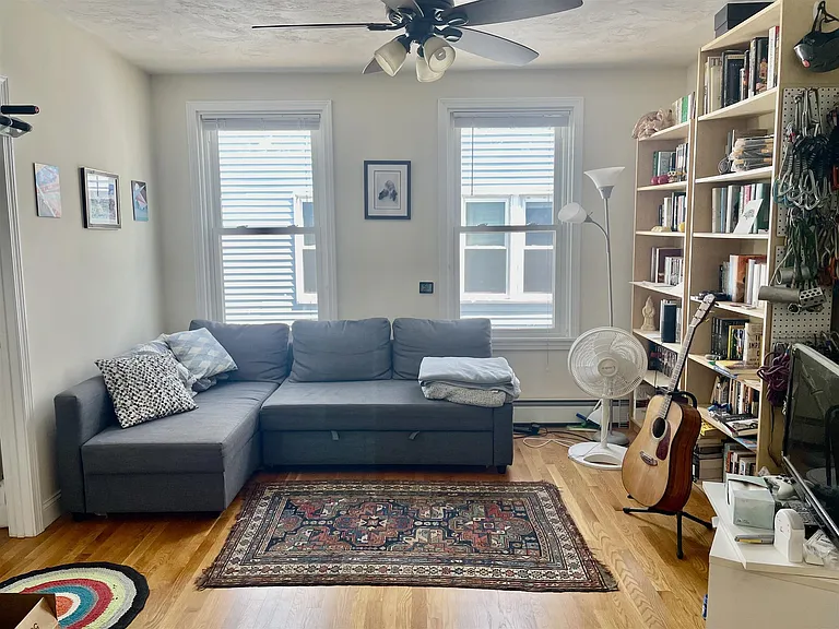 383 Columbia St #1 — Photo 5