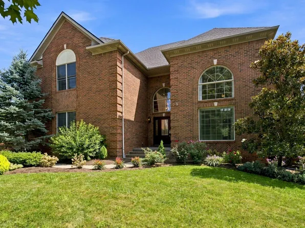1300 Mumford Ln, Lexington, KY 40513