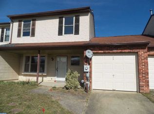 84 Hopewell Ln, Sicklerville, NJ 08081