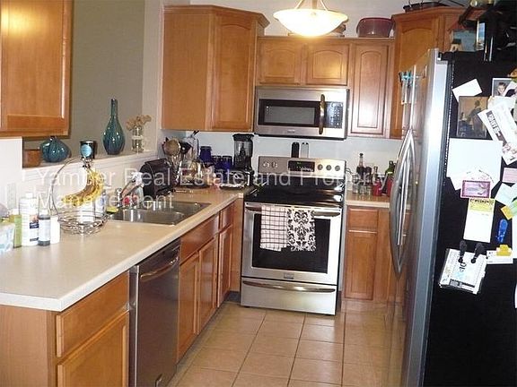 5th image of 3891 S Pointe Dr Unit C