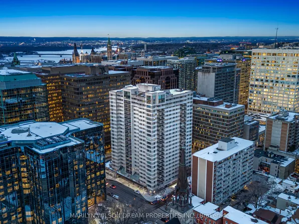 199 Kent St, Ottawa, ON