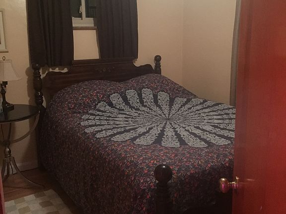 bedroom on 1st floor
