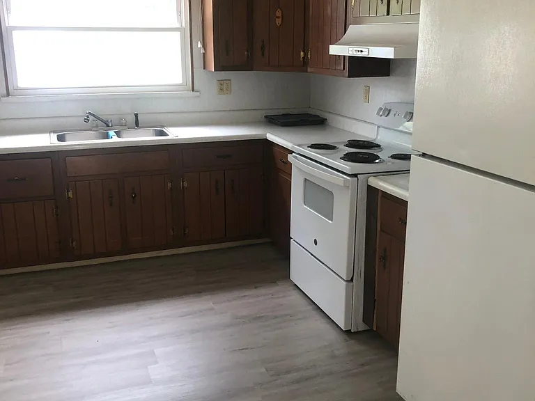 818 Gaston Ave — Photo 20