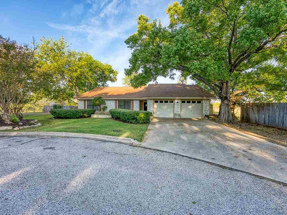 1st image of 1806 Sunset Dr