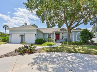 846 Birdie Way, Apollo Beach, FL 33572