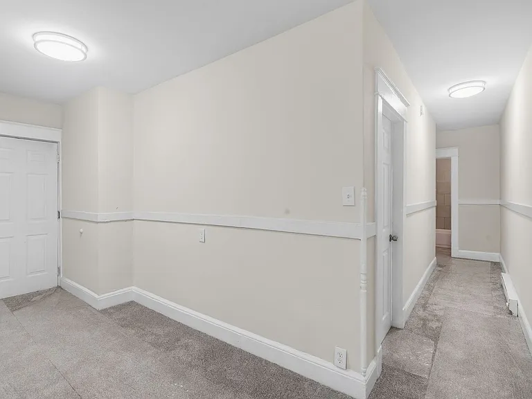 735 Union St — Photo 22