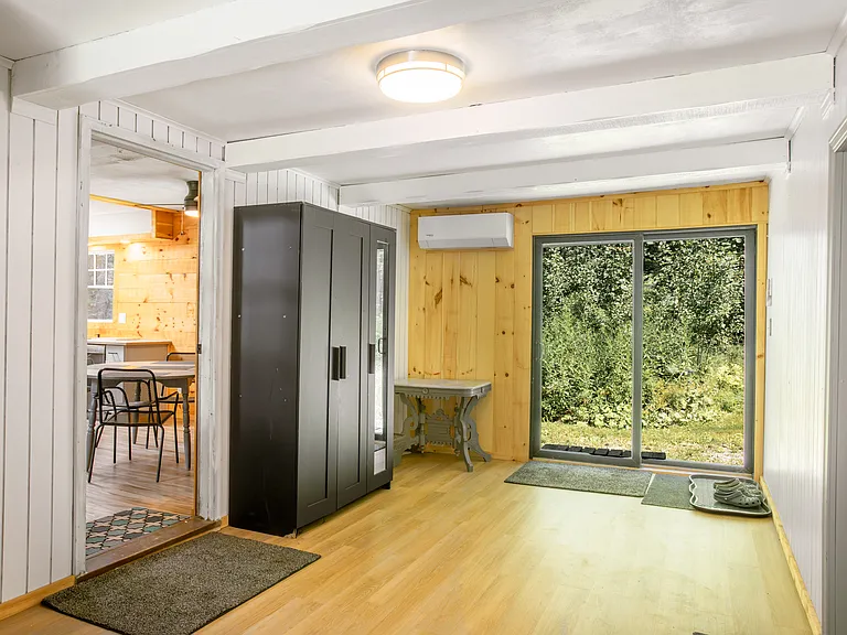 Rear Entry/Mudroom