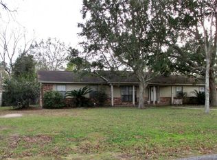 614 E Walker Ave, Foley, AL 36535