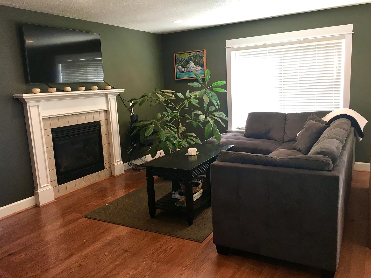 3 bed, 2.5 bath, 1757 sqft, $2,800 — Photo 1