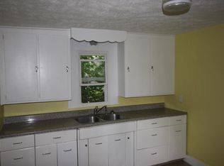 434 E Walnut St, Hastings, MI 49058