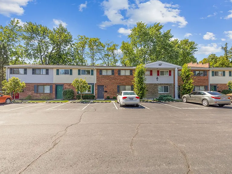 7752 Montgomery Rd #82 — Photo 3