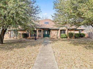 1341 N Cedar Hill Rd, Cedar Hill, TX 75104