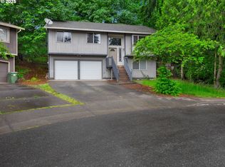 17555 Koch Ct, Sandy, OR 97055