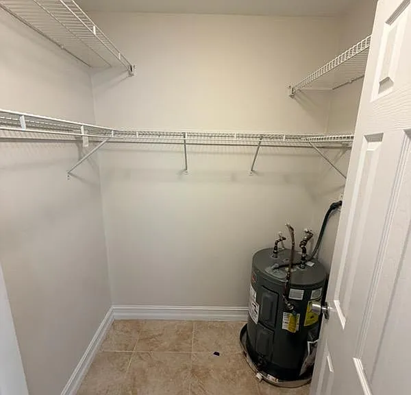 1410 SW 1st Way #1 — Photo 7