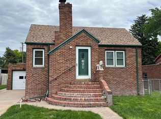 621 E B St, North Platte, NE 69101