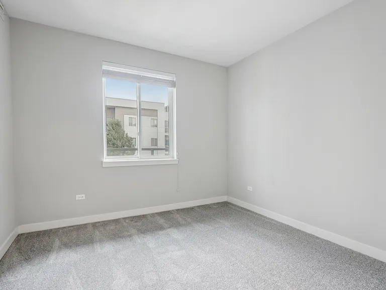 Woodview Apartments — Photo 34