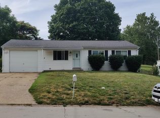 4927 Plum Tree Ln, Hazelwood, MO 63042