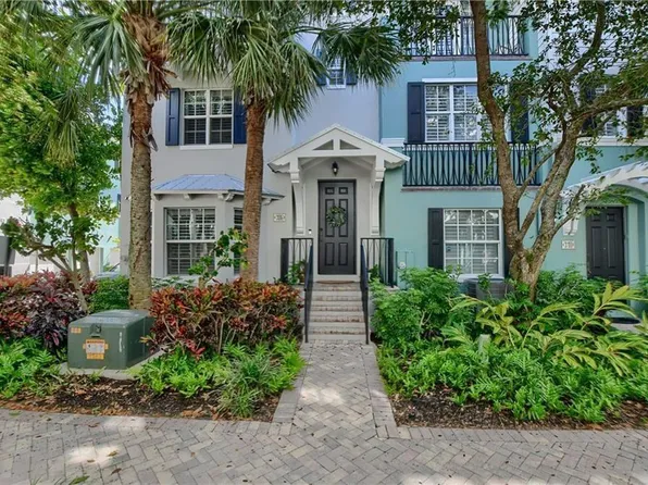 306 E Mallory Cir, Delray Beach, FL 33483