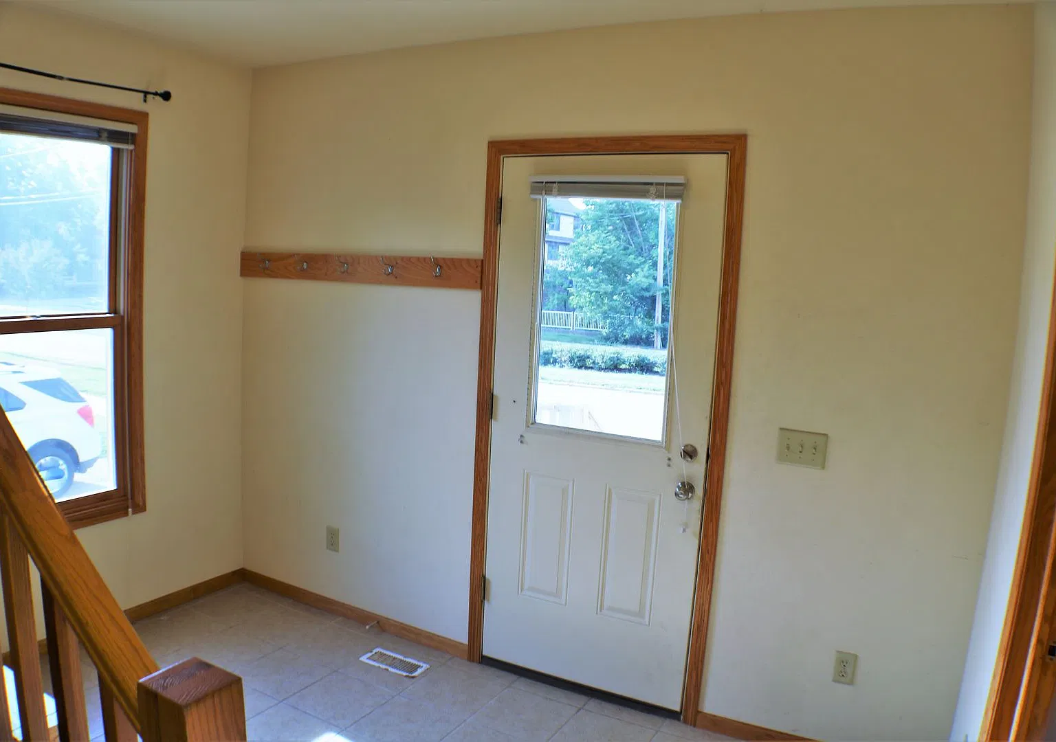 $3,650 | 5 Bedroom, 2.5 Bathroom House | No Pets | Available For August 1st, 2027 Move In! — Photo 3
