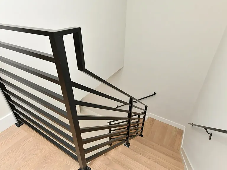 221 Columbia Ave #3 — Photo 1