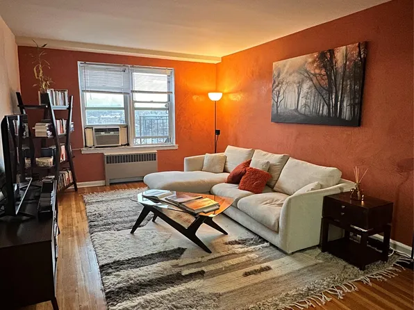 2080 Barnes Avenue #5A, Bronx, NY 10462