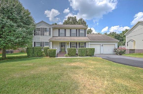1st image of 1014 Estate Dr