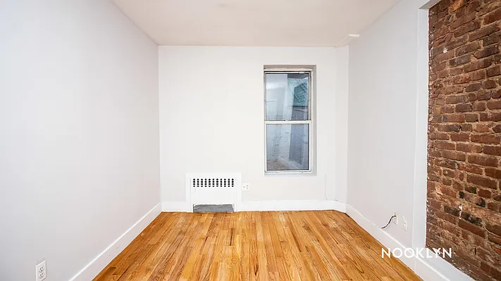 Rented by Nooklyn NYC LLC | media 17