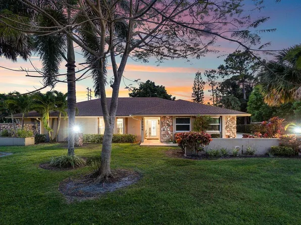 13724 Greentree Trail, Wellington, FL 33414