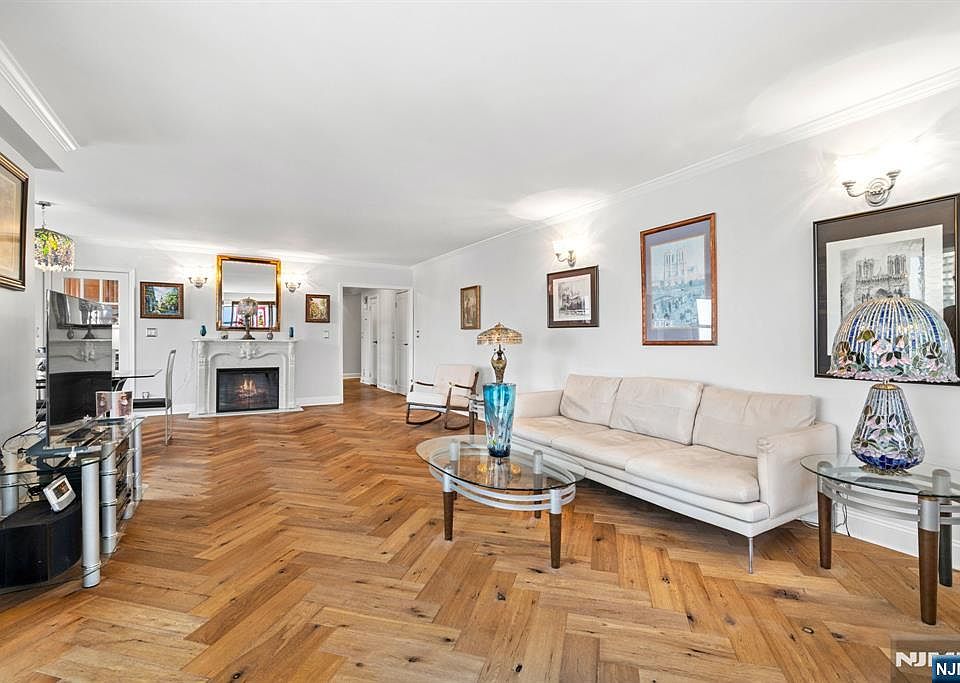 1st image of 7855 Boulevard E #6A