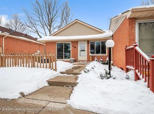 258 Bonnie Brook Dr, Charlotte, MI 48813