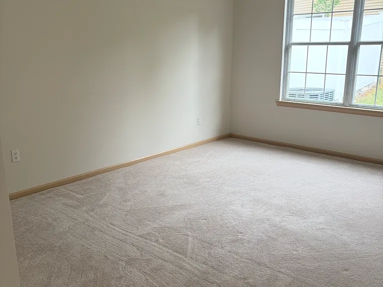310 Woods Edge Pl — Photo 24