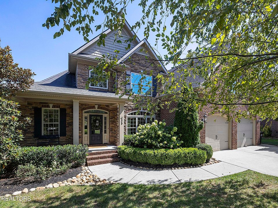 1st image of 8200 Landstone Way
