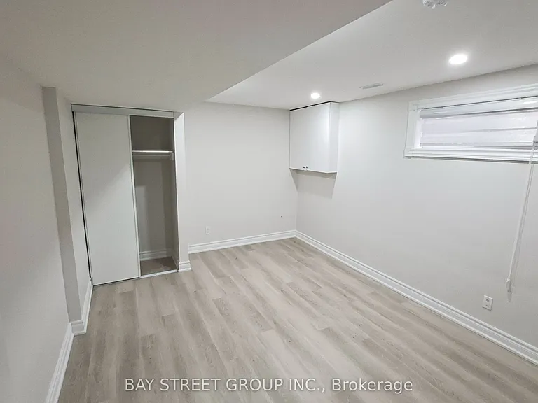 144 Raymerville Dr #BASEMENT — Photo 10