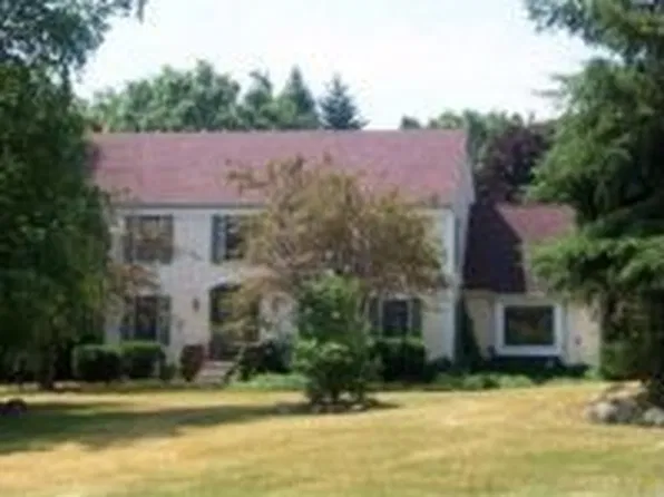5548 Shoshoni Pass, Pinckney, MI 48169