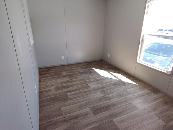 4th image of 619 Paraiso Dr #619