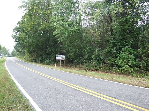 Road frontage looking north