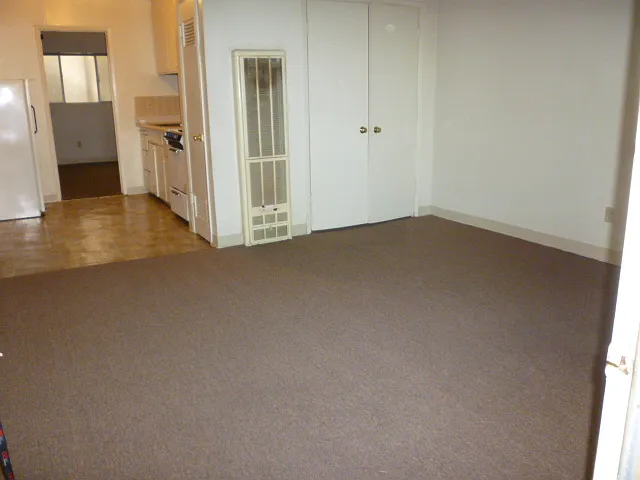 1079 San Pablo Ave — Photo 2