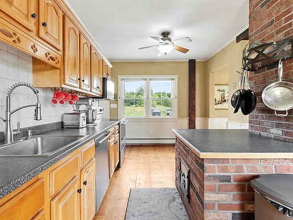 4th image of 69 Winchendon Rd