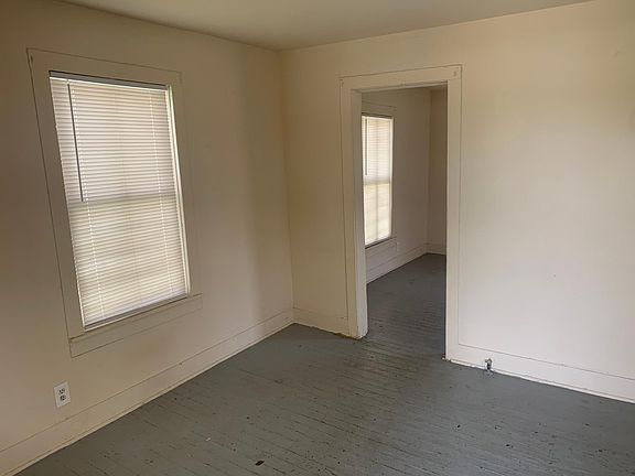 3rd image of 708 Sherman St #708
