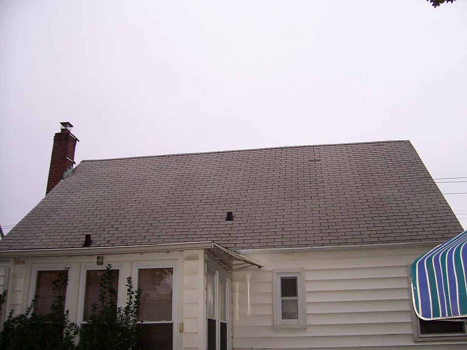 2nd image of 83 Clearstream Ave