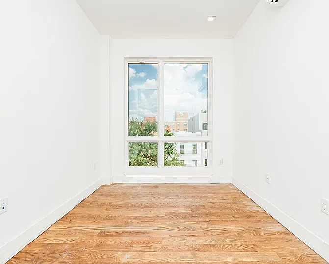 1183 Gates Ave #3A — Photo 8