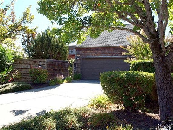 1st image of 21028 Crocus Ct