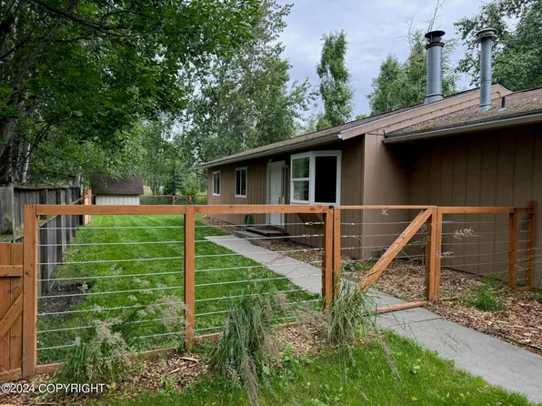 4128 Brantley Pl, Anchorage, AK 99508